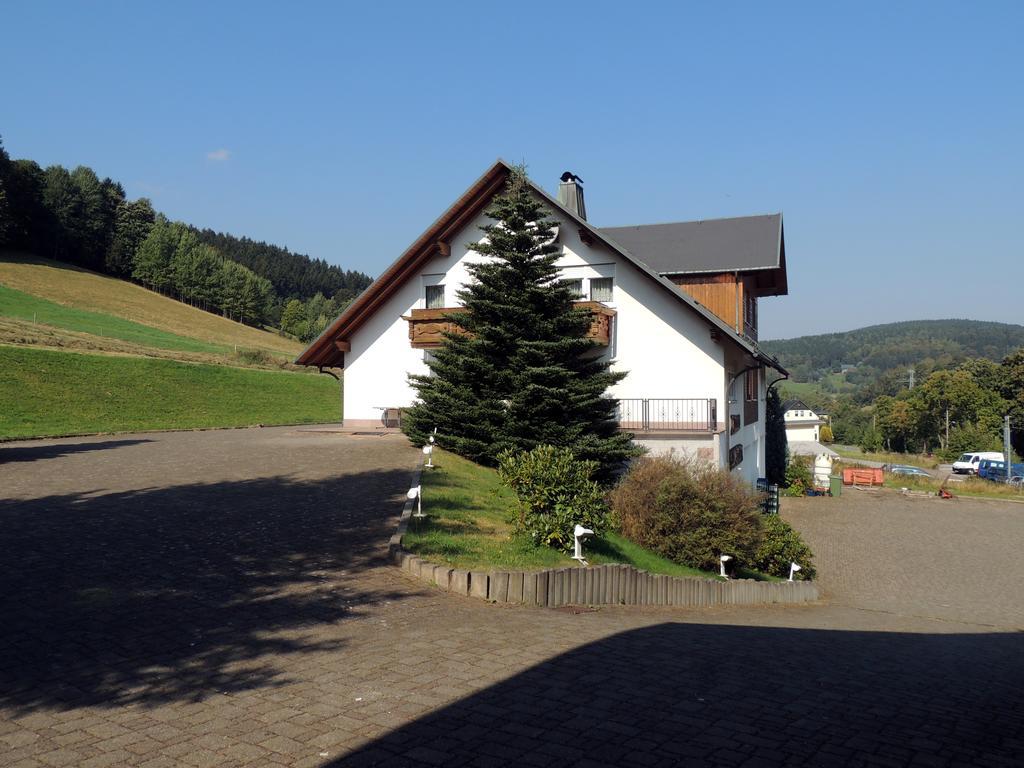 ברייטנברון Gaestehaus Am Hirtenberg מראה חיצוני תמונה
