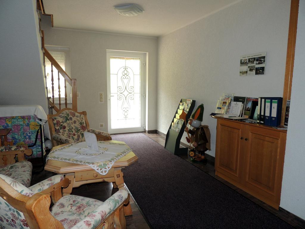 ברייטנברון Gaestehaus Am Hirtenberg מראה חיצוני תמונה
