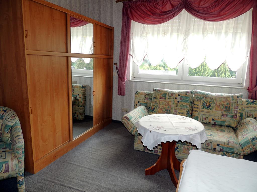ברייטנברון Gaestehaus Am Hirtenberg מראה חיצוני תמונה