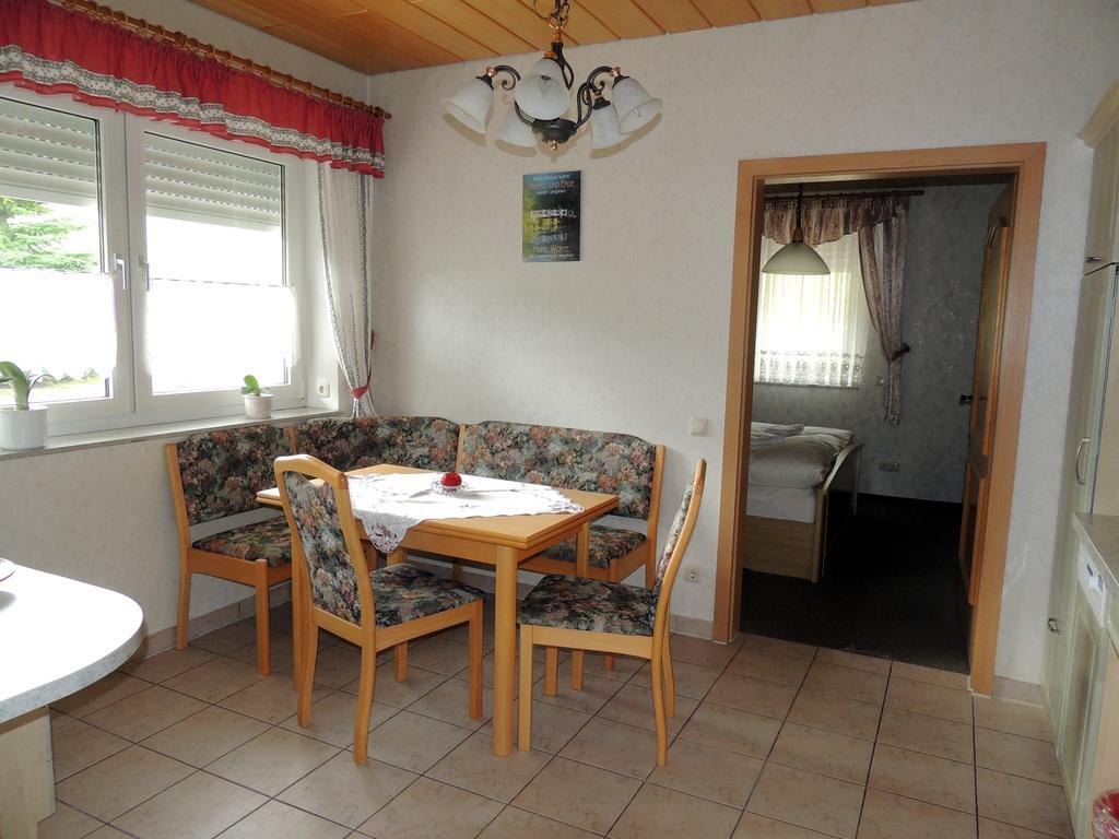 ברייטנברון Gaestehaus Am Hirtenberg מראה חיצוני תמונה